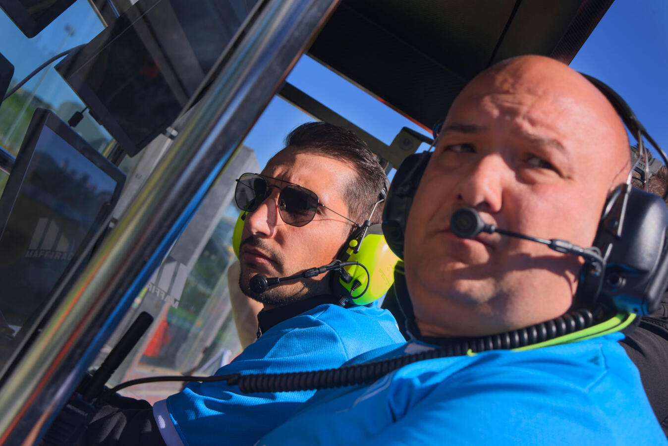 Team principal e ingegnere (dietro)